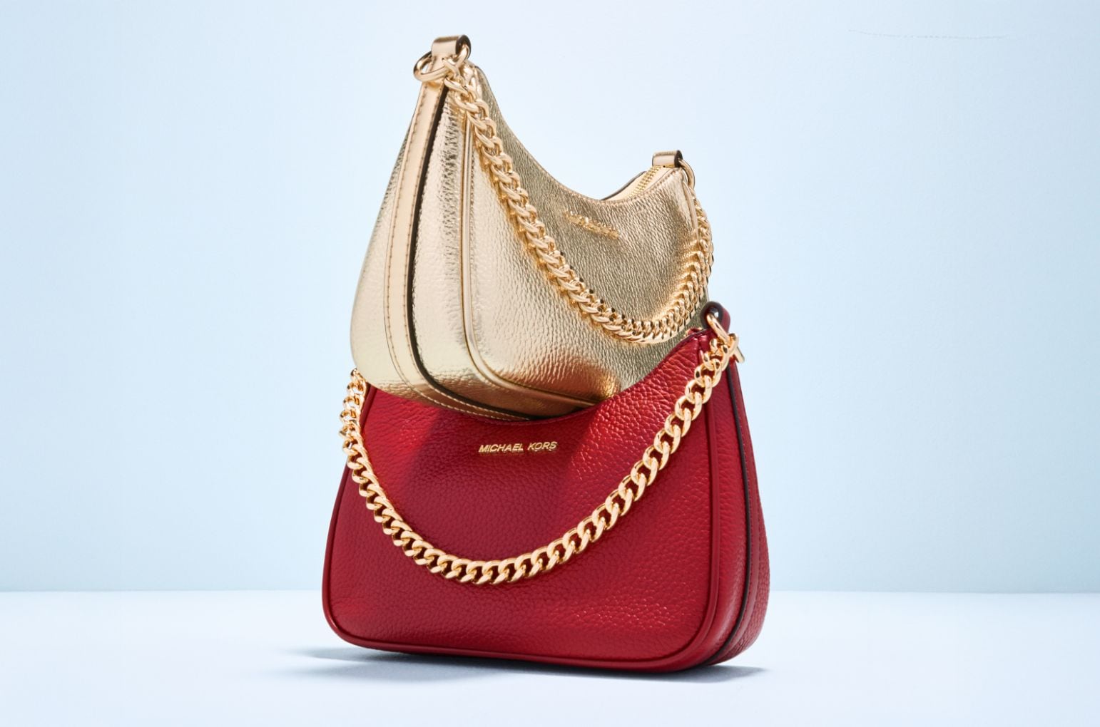 mini sacs dorés et rouges