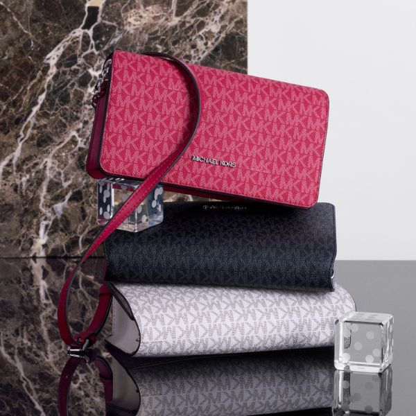 New Designer Outlet Deals | Michael Kors [US]