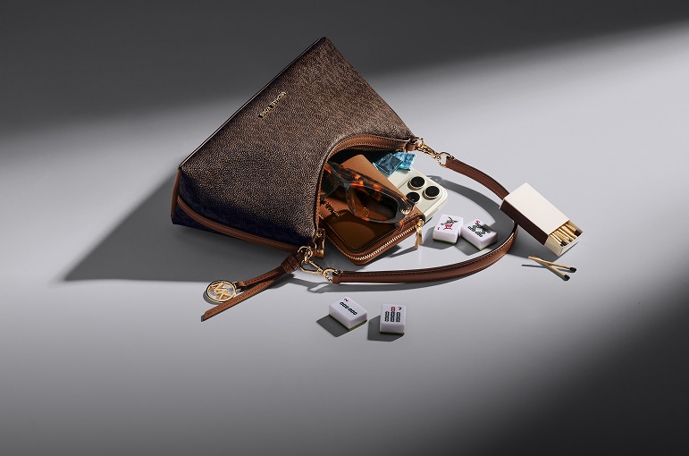 sammy bag with essentials