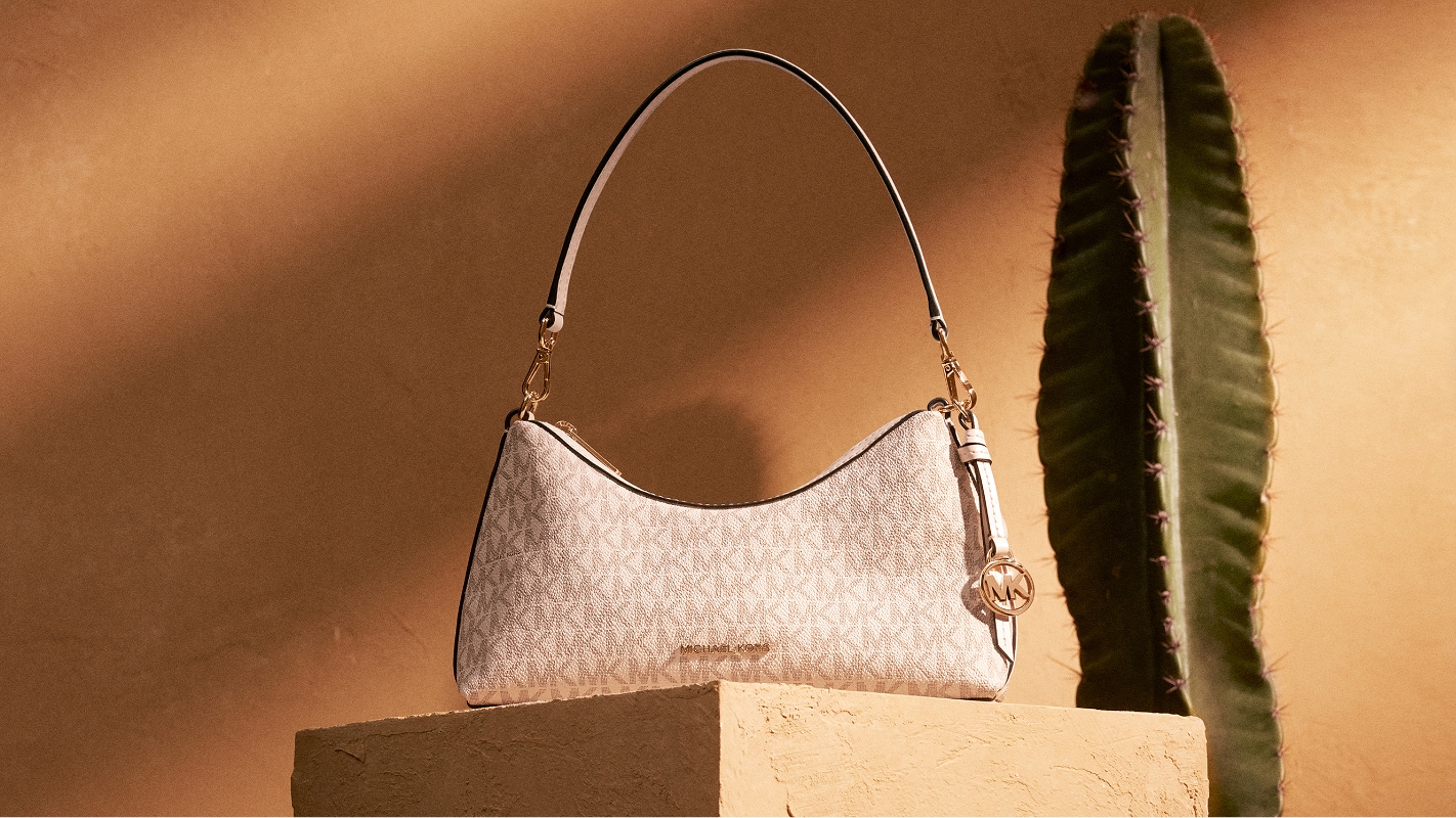 cream leather logo shoulder bag