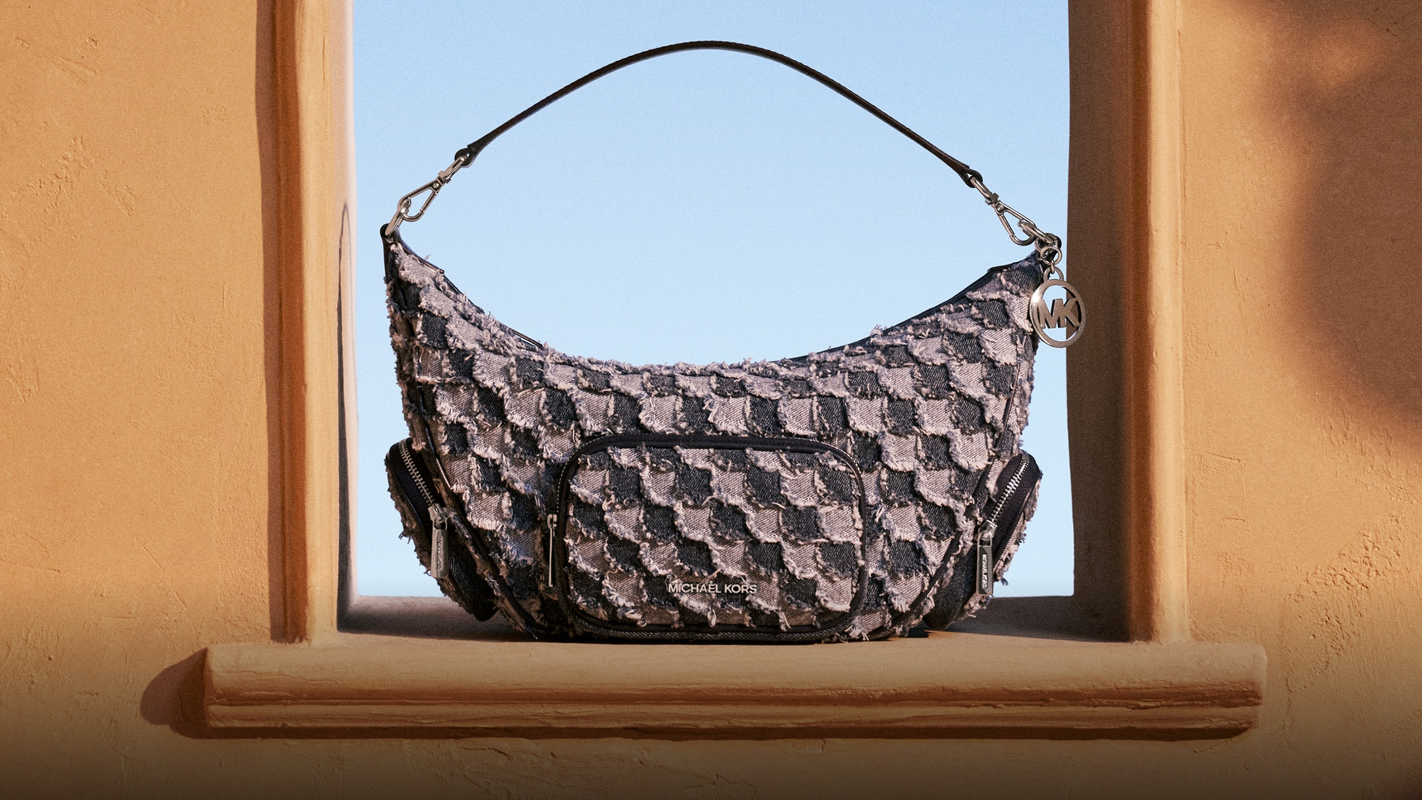 sac &agrave; &eacute;paule en denim &agrave; motif patchwork