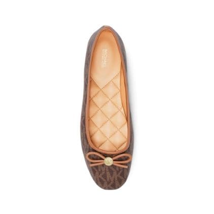 brown signature print flat