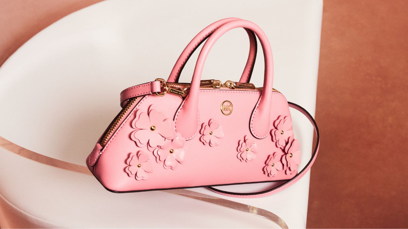 pink purse