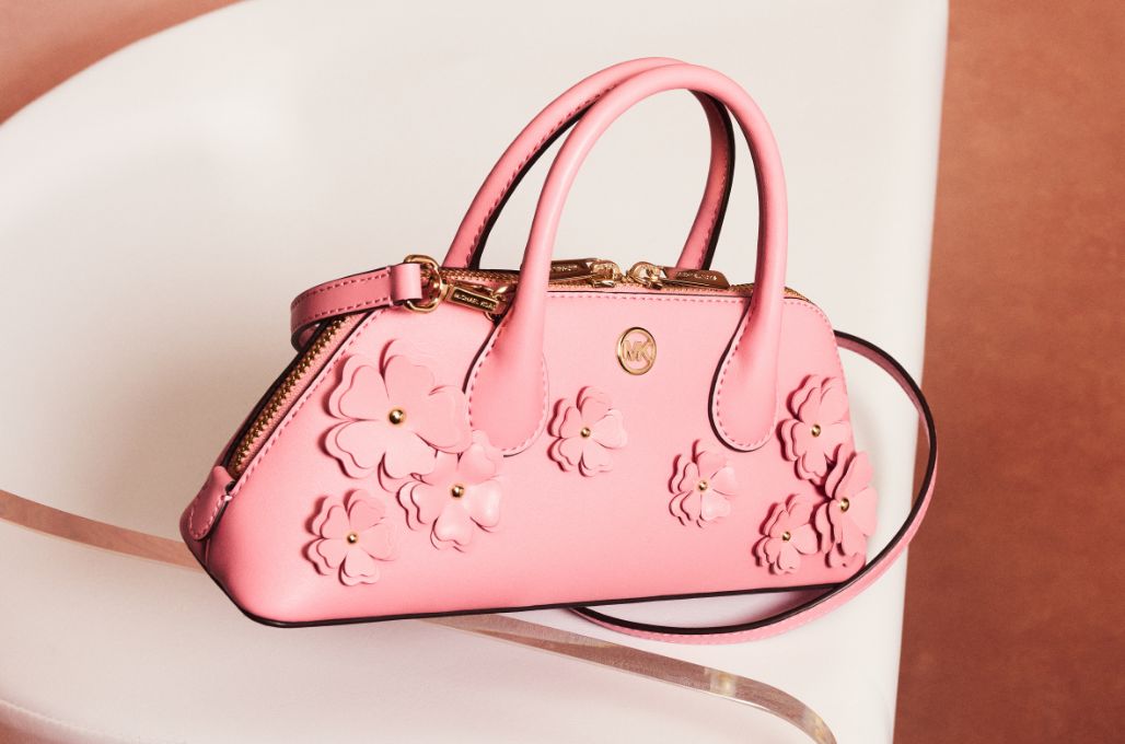 pink purse