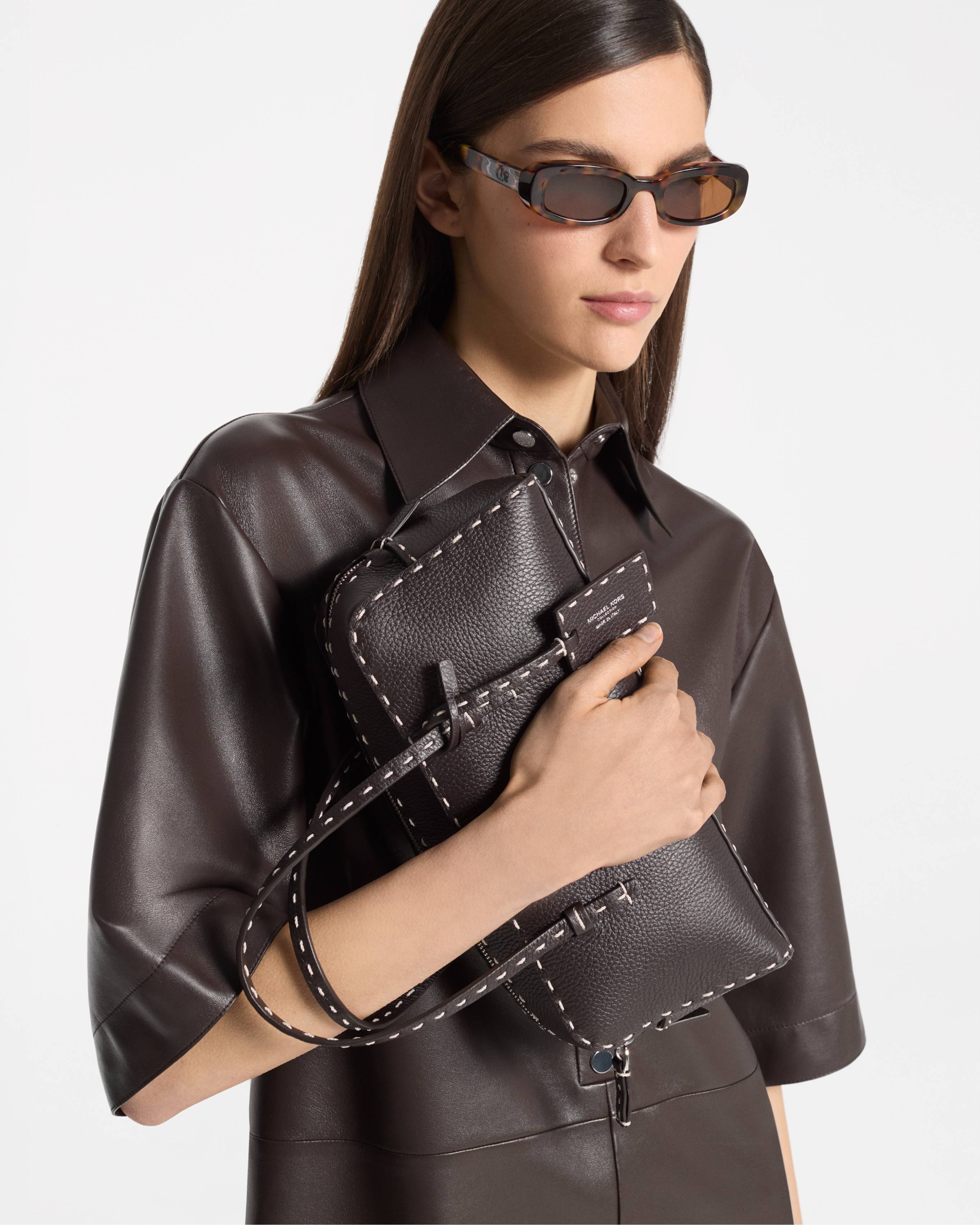MICHAEL KORS カシミヤ混 メガMKドット オープンポンチョ MICHAEL KORS（マイケルコース）の「メガ MKドット オープン