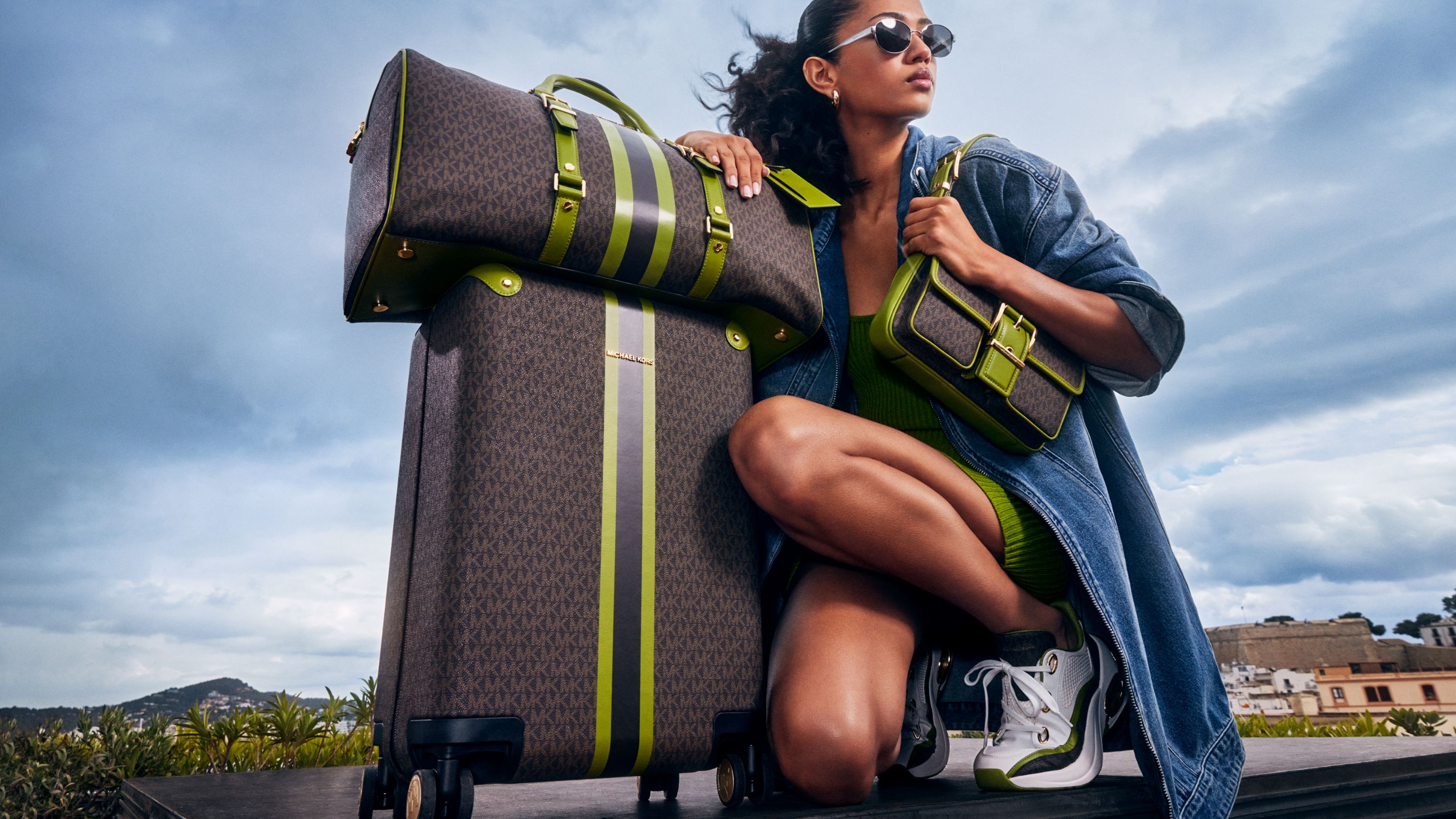 Michael Kors USA: Designer Handbags, Clothing, Menswear