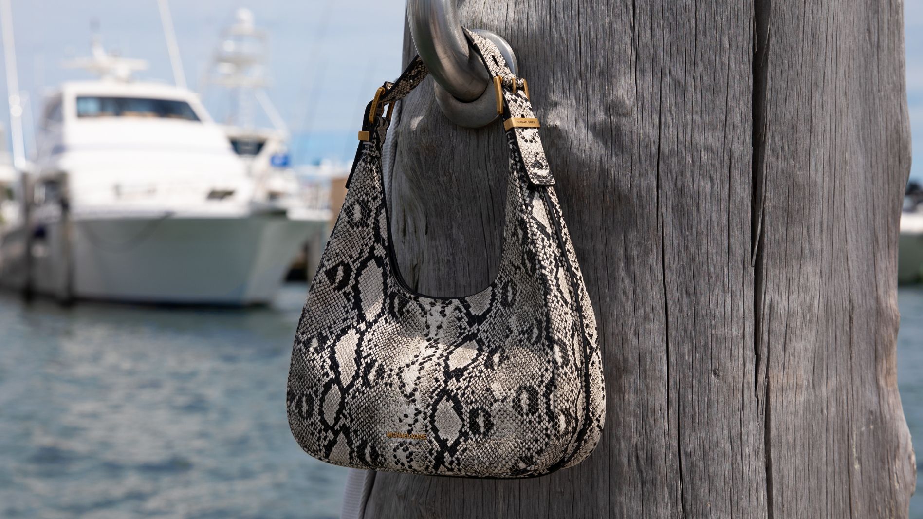 ショルダーバッグ・ポシェット MICHAEL KORS Women Shoulder Bags 32S5GZCU1L 001 Black michael-kors-pouchette-