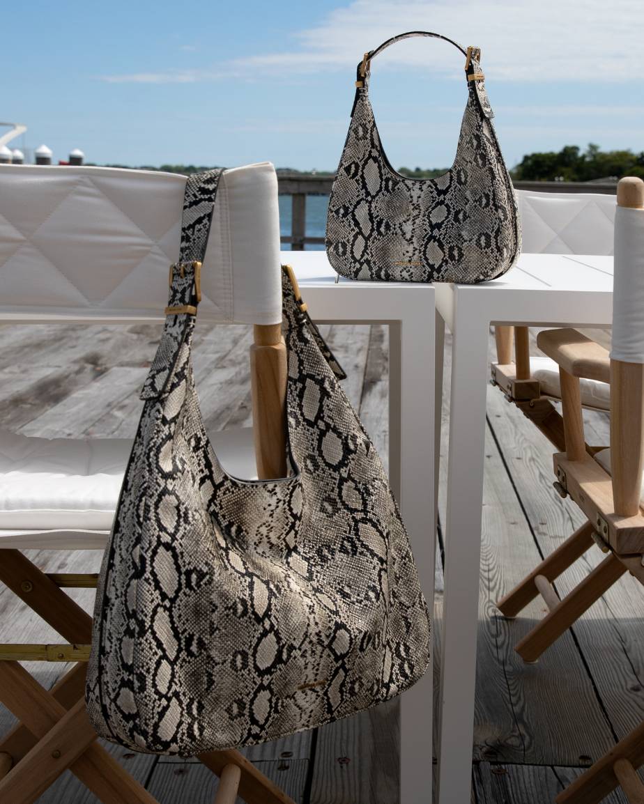 国内即送MichaelKors クロコ調スモールメッセンジャー30F4S3GM5E Michael Kors USA: Designer Handbags, Clothing, Menswear
