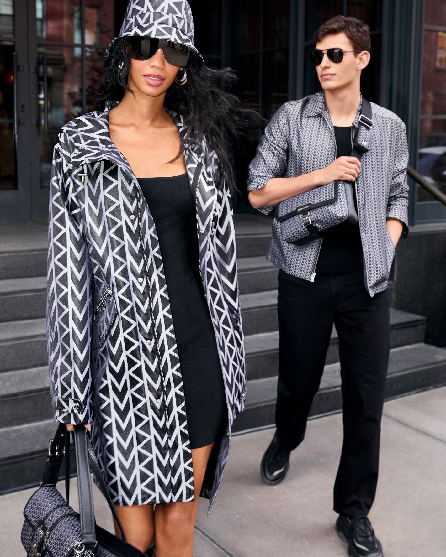 Michael Kors USA: Designer Handbags, Clothing, Menswear