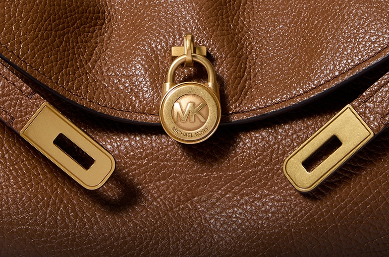 close up of hamilton handbag