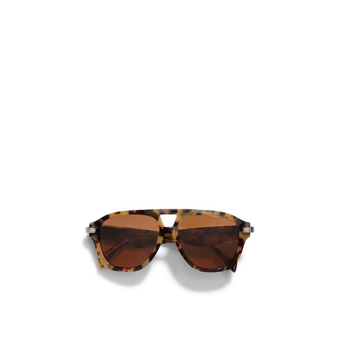 brown tortoise shell sunglasses