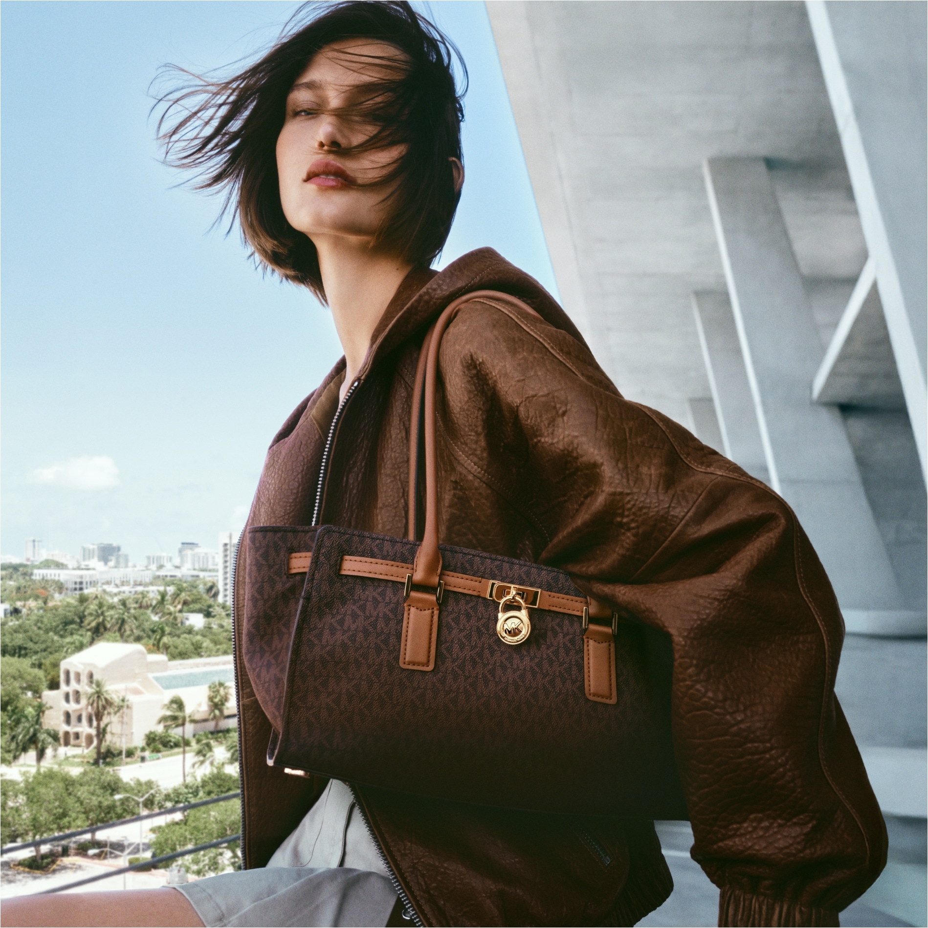 Hot To Handle Hamilton Image