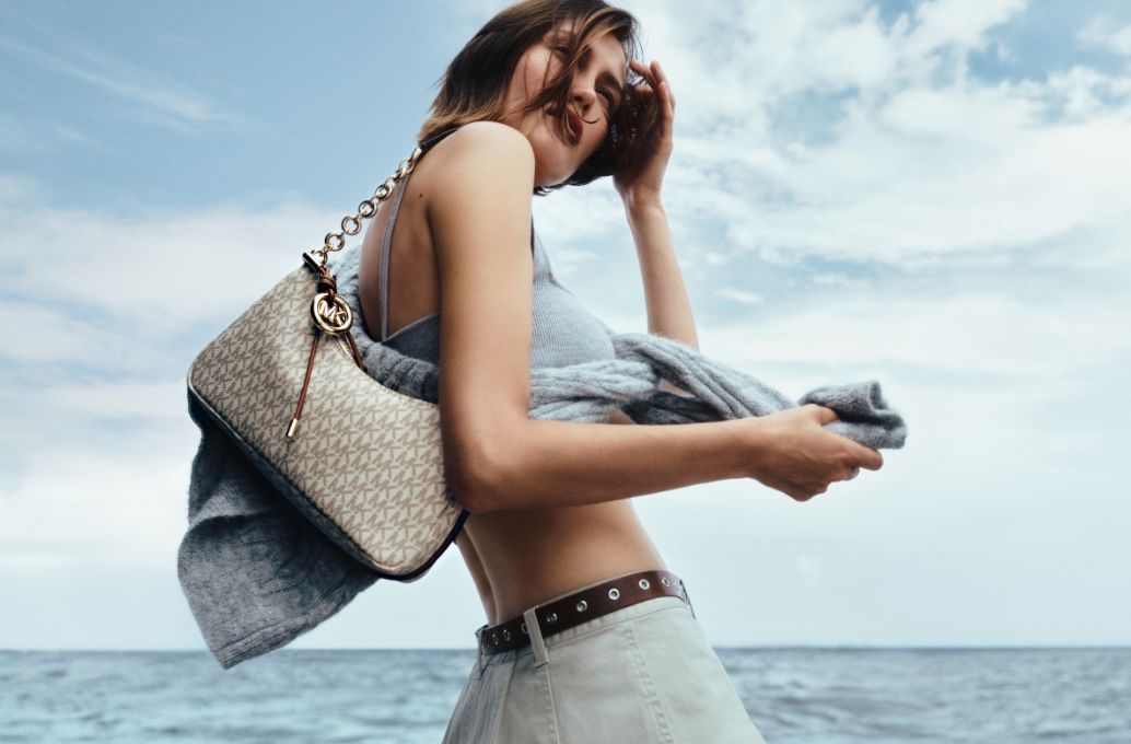 signature shoulder bag