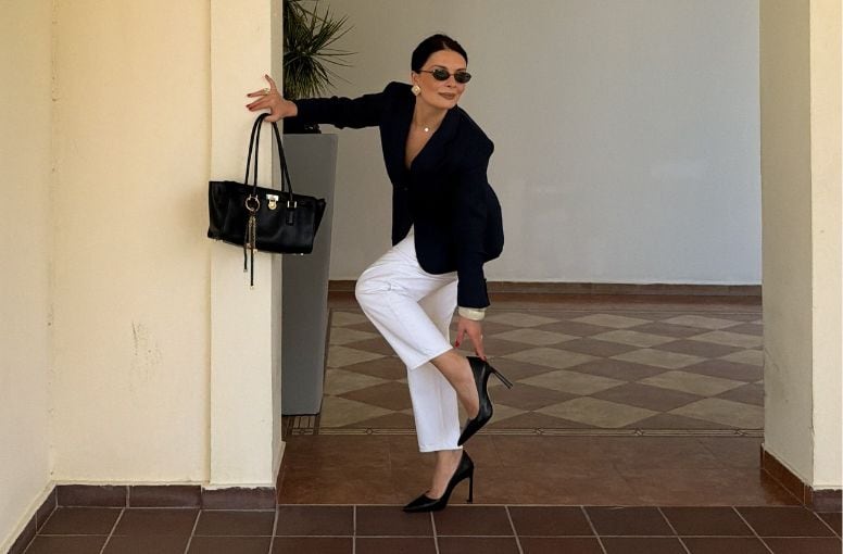 yellow vacation outfits