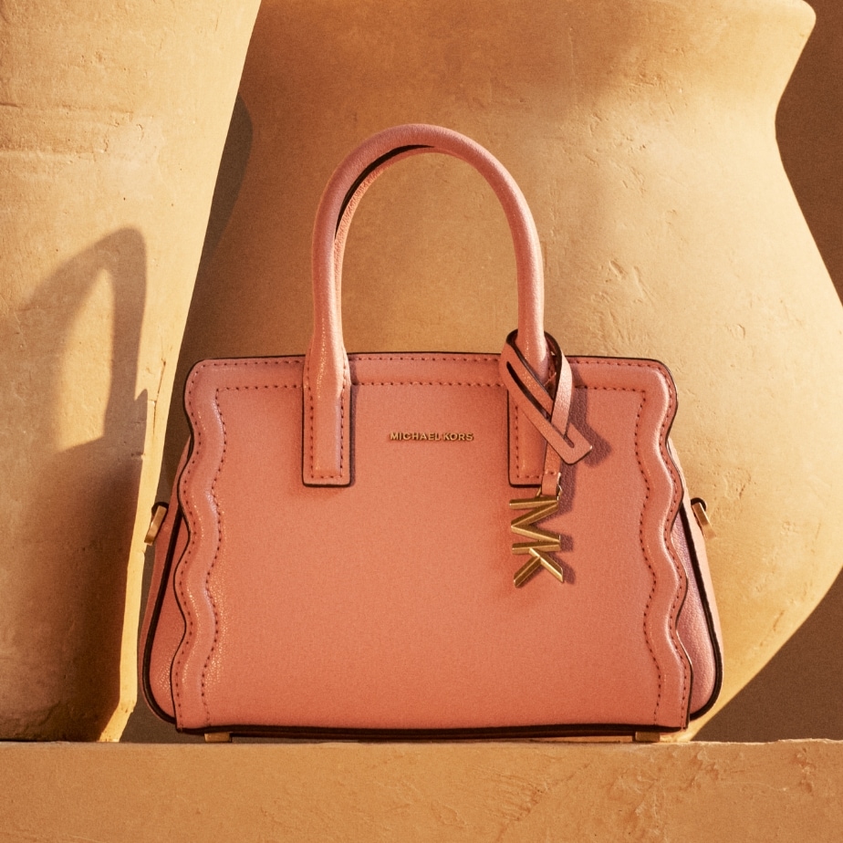 Pre-Fall Preview Image